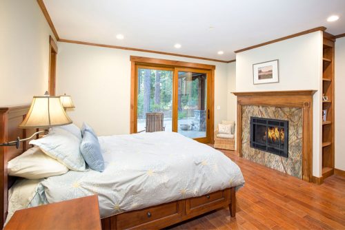 109-Jobs-Peak-11-500x334