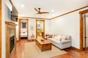 109-Jobs-Peak-14-500x334