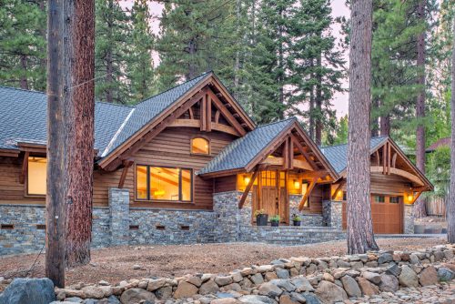 109-Jobs-Peak-3-500x334